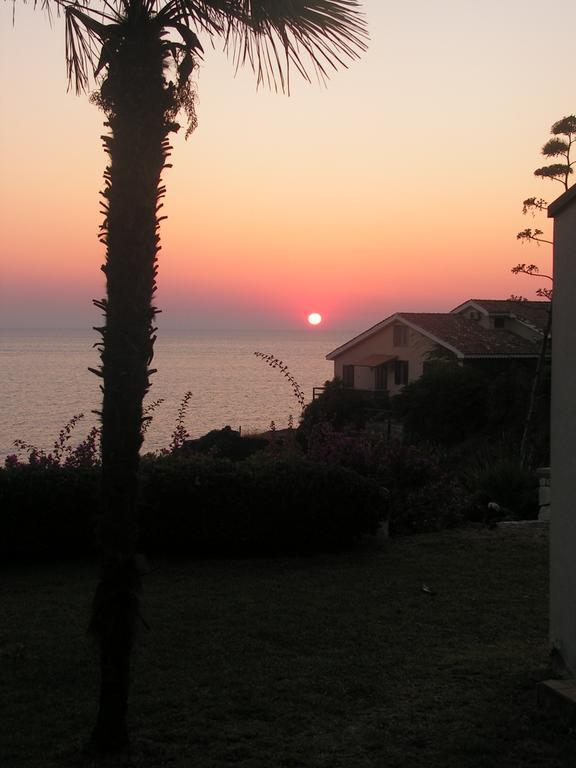 Appartamento In Villa Al Mare - Baia Di Arcile Brucoli Kamer foto